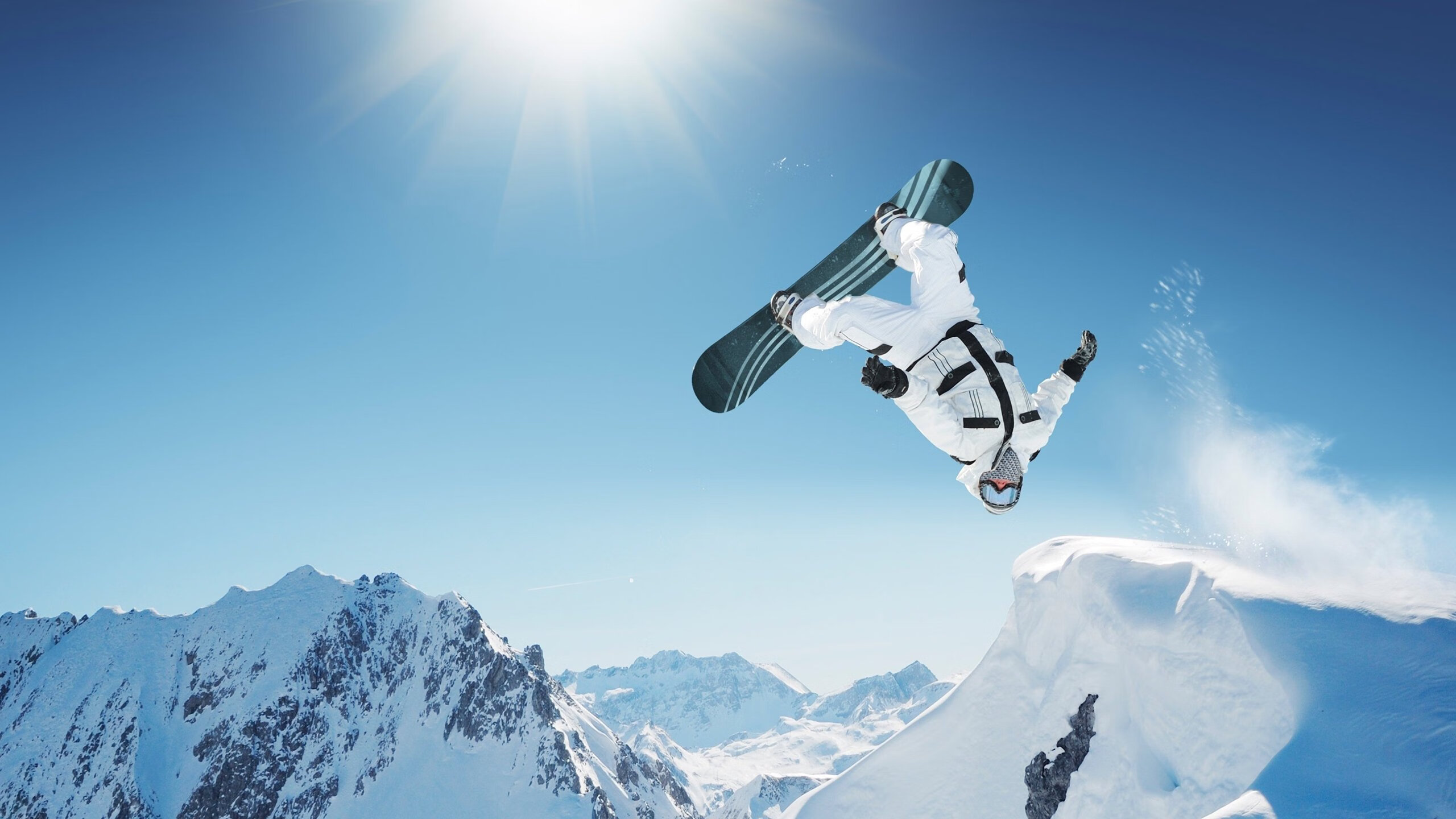 德国男子200米蛙泳选手在预赛中表现出色，晋级半决赛，男子200米蛙泳决赛视频