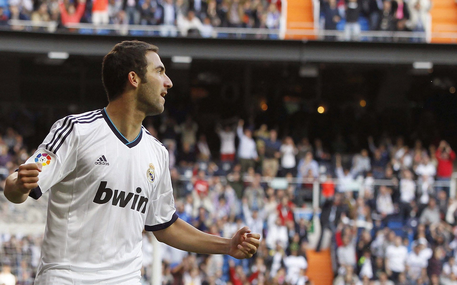 九游社区-史诗般的比赛：马拉松选手力争第一，21位马拉松选手