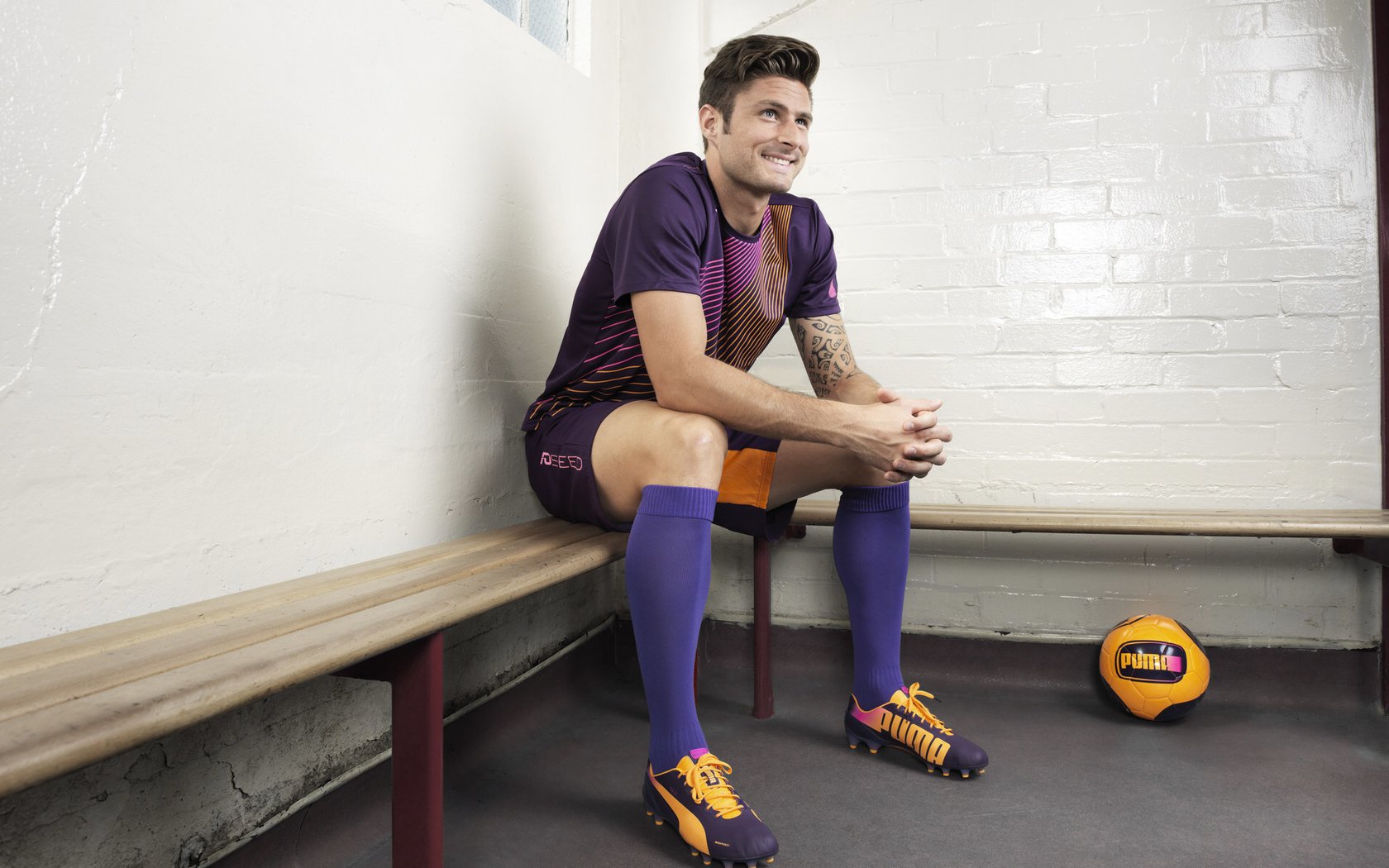 足球游戏联动中超IP开启虚拟赛事赛季，虚拟足球真的不能碰